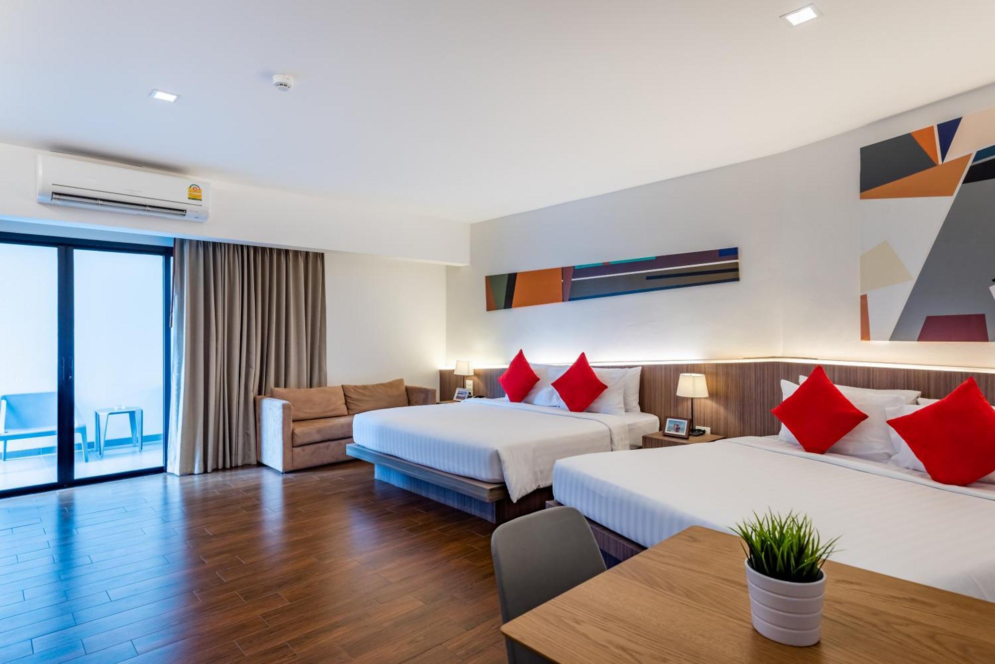 J Inspired Hotel Pattaya Eksteriør bilde