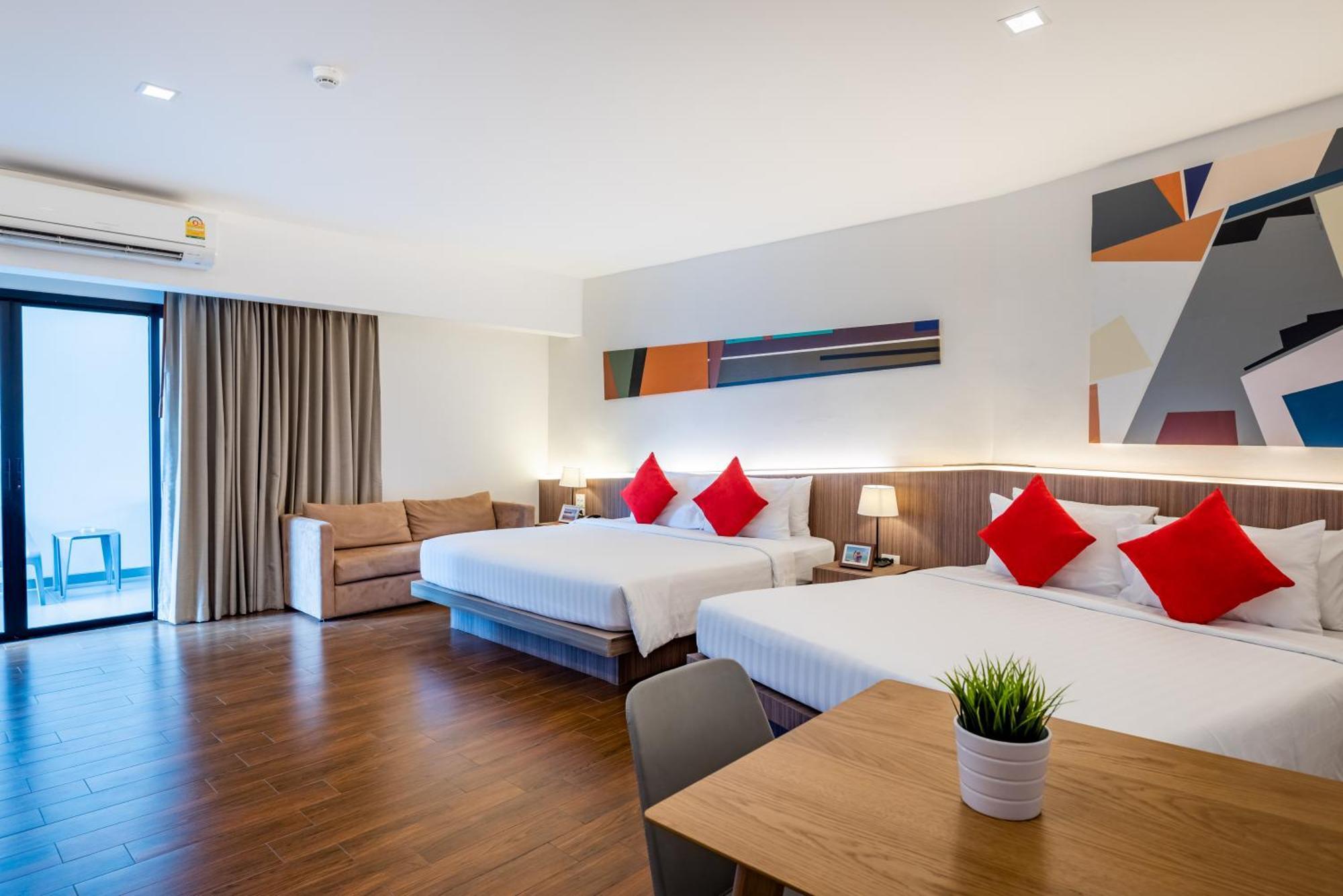 J Inspired Hotel Pattaya Eksteriør bilde