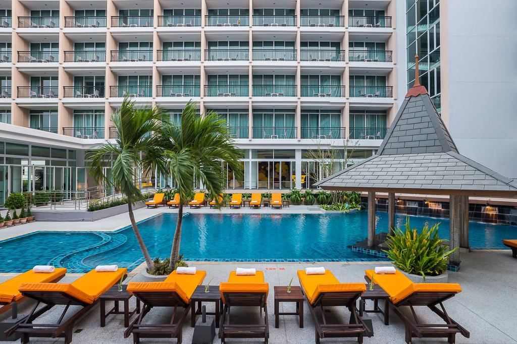 J Inspired Hotel Pattaya Eksteriør bilde