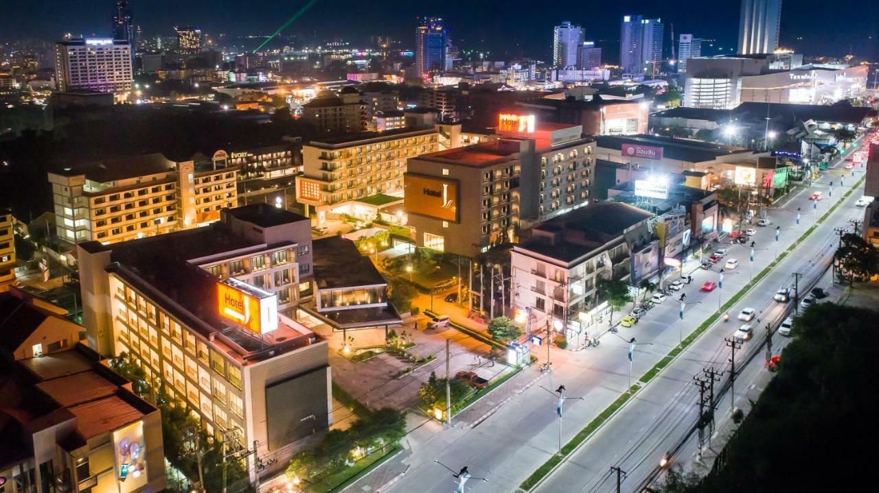 J Inspired Hotel Pattaya Eksteriør bilde
